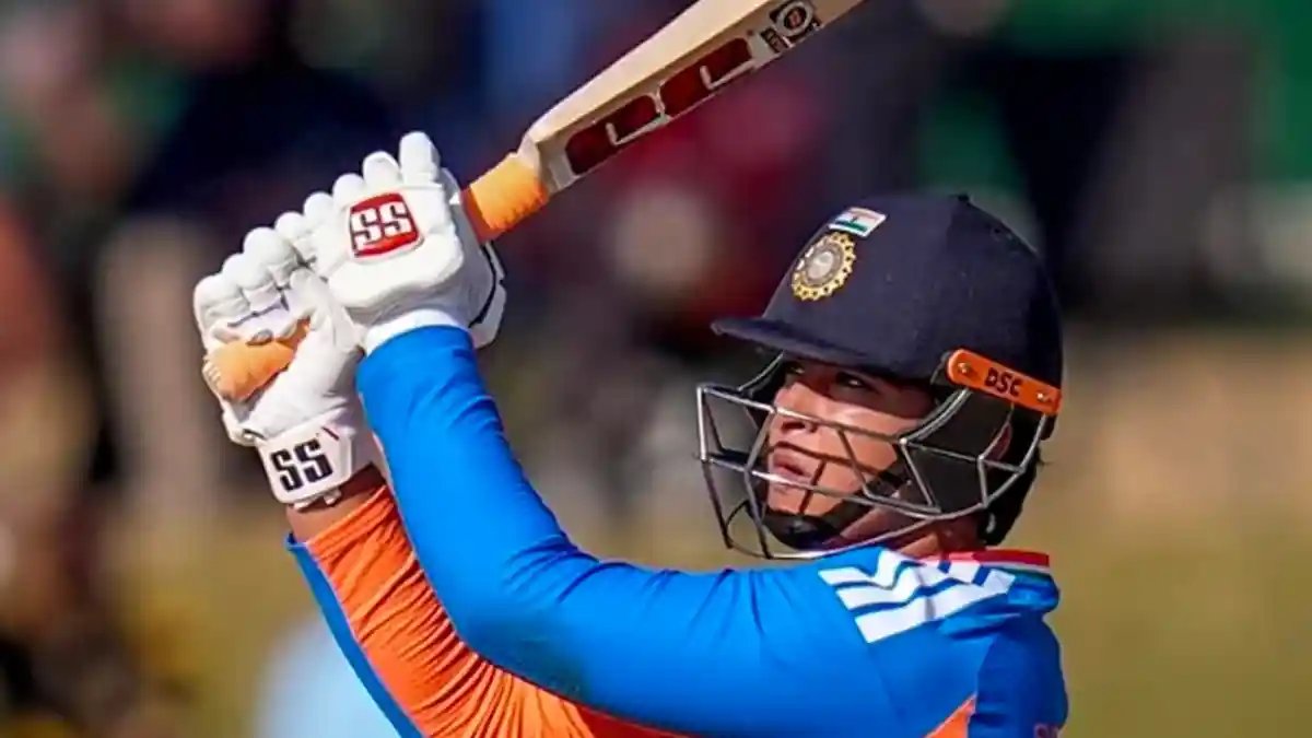 🏏 13 साल के 'वंडर किड' वैभव सूर्यवंशी का ऐतिहासिक धमाका: क्या भारतीय क्रिकेट को मिल गया दूसरा सचिन तेंदुलकर? photo credit: @vaibhav_sooryavanshi09