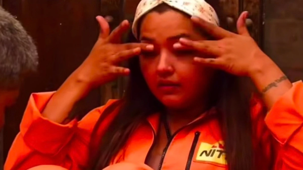 Kajal Raghwani News: 'लात-घूंसे मारे, बाल पकड़कर घसीटा...', एक्स की हैवानियत याद कर फफक कर रोईं एक्ट्रेस Kajal Raghwani abusive relationship controversy